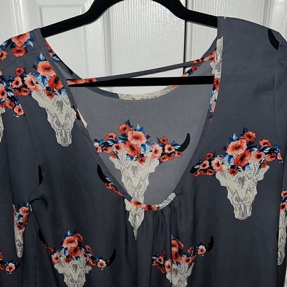 ALTAR’D STATE Flowy Top - Picture 4 of 6